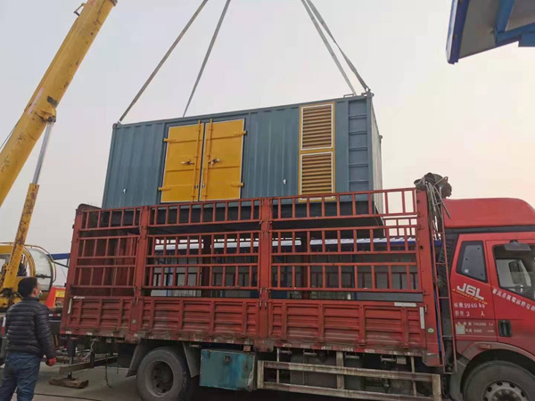 长丰镇如何根据测量要求选择合适的电压表量程？