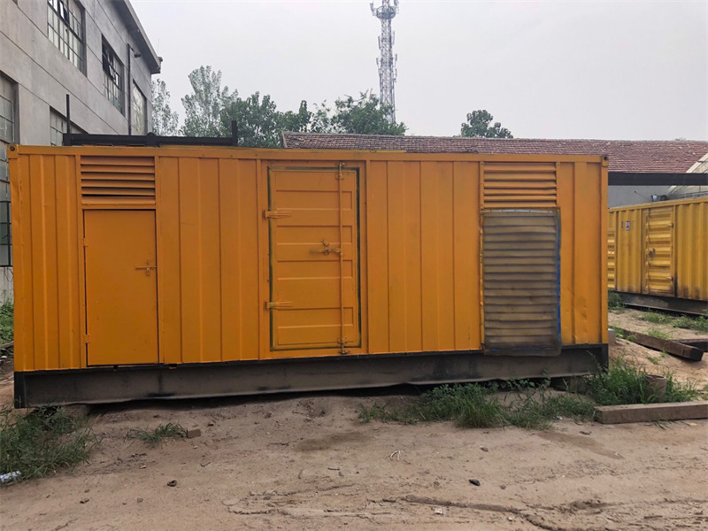 长丰镇发电机出租进行负载测试时，电瓶电量不足的具体判断标准是什么？